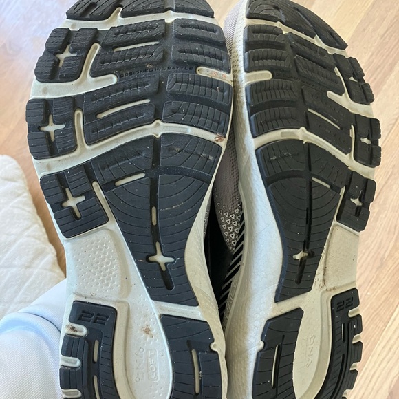 Brooks GTS Adrenaline 22 running shoes - men’s 11 - Picture 5 of 6